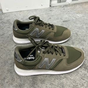 New Balance Sneakers